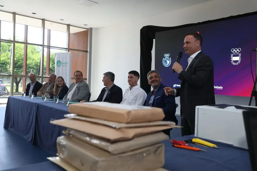 1f87ec38-3783-45da-b0b2-83a2354c12c6