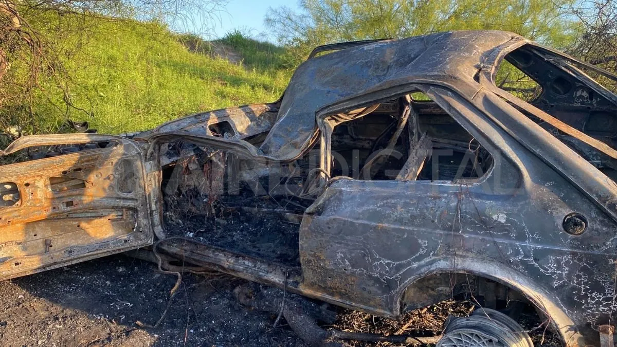 auto-incendiado-circunvalacion-oestejpg