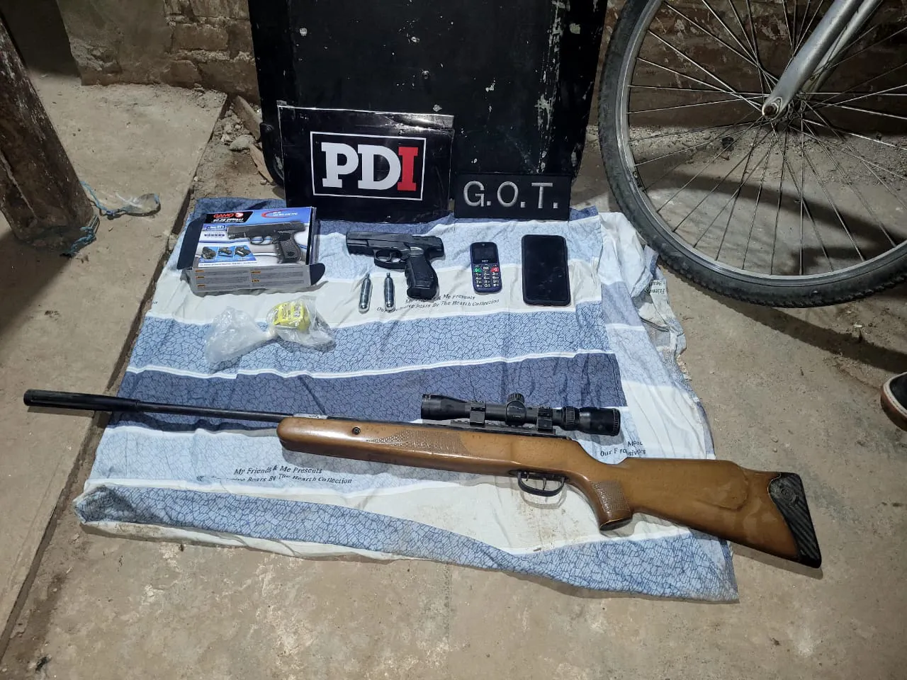 7582e79c-d151-4c5e-8c7c-41ac1cf84120