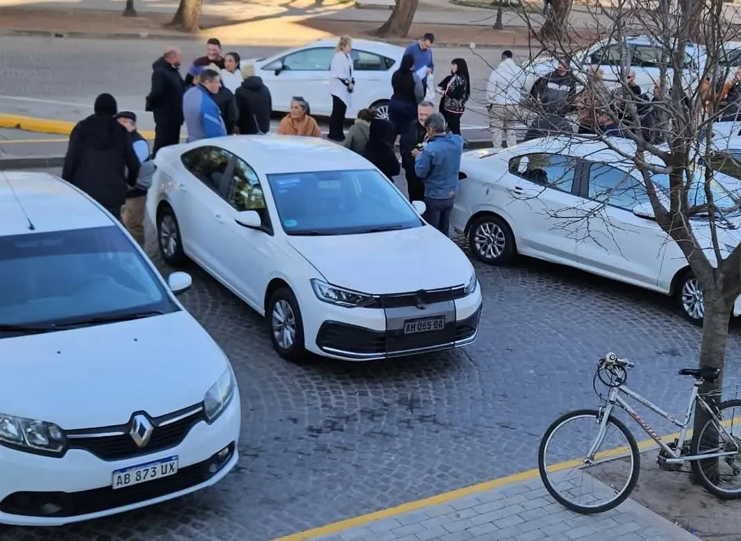 7e409779-2fae-4a34-93d7-1bb7d23a161c