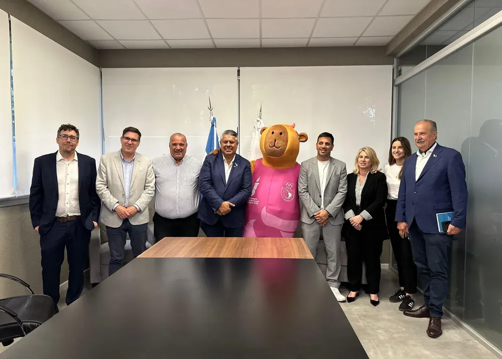 561d5b80-1c7c-45ab-9f39-165d44196993