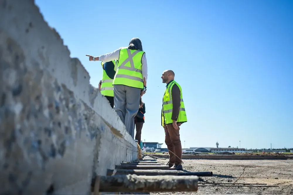 d23b735f-a406-4261-8eaf-7ca08c645b74