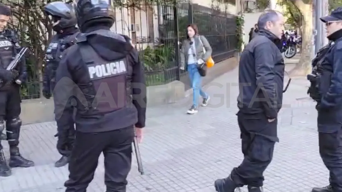 policias-detuvieron-un-hombre-un-cuchillo-rosario