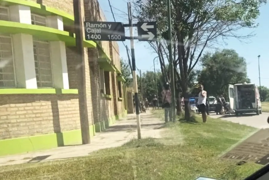 e_1736726598