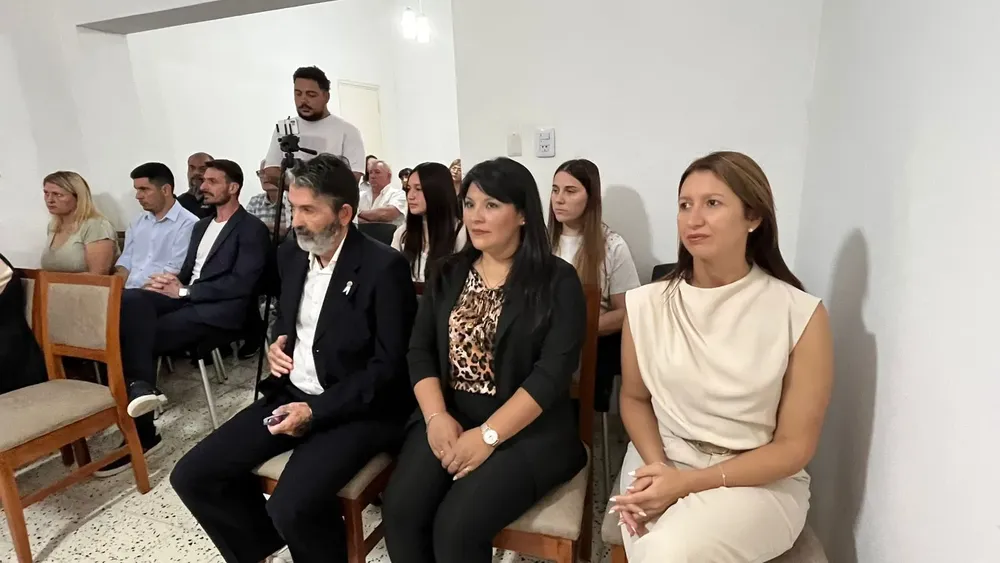 b59a53ff-2c8a-422e-bd3c-3edd063856fe