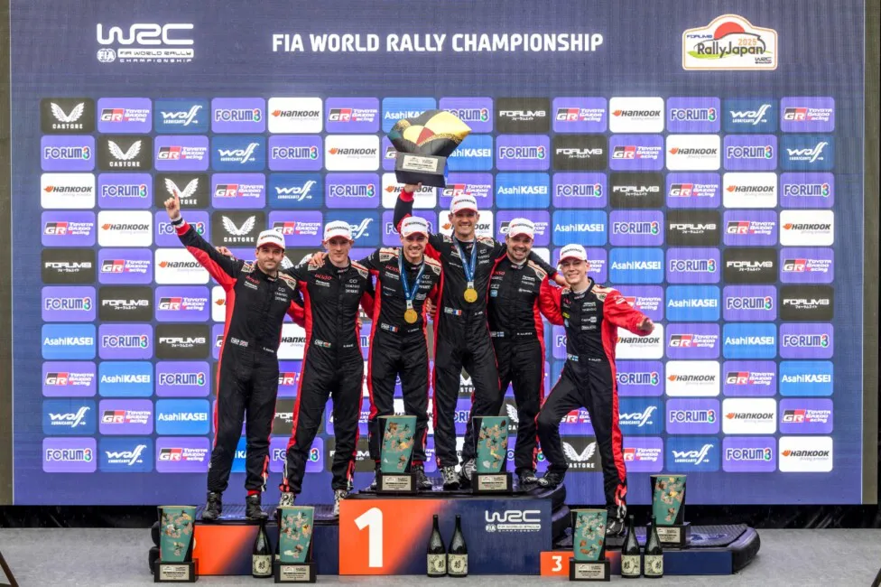 podio-wrc-japon