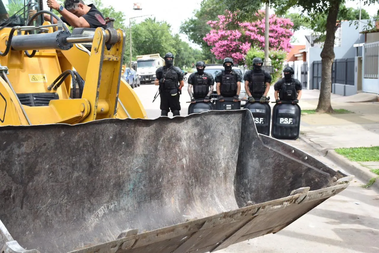 d9c709aa-88ad-495f-86a7-aec62cd6c78c