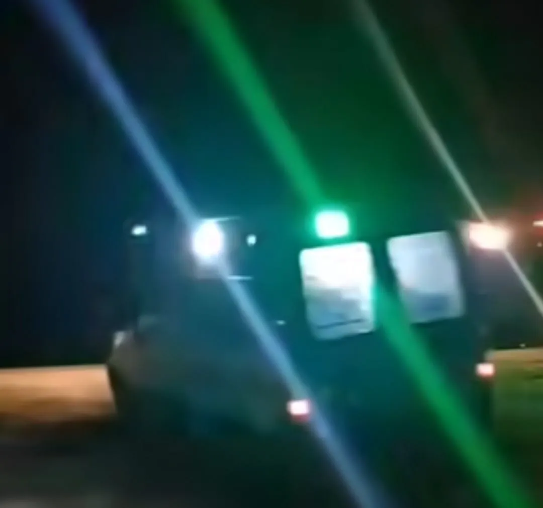 40b29b73-1681-4fab-a050-76b1a5616ee3