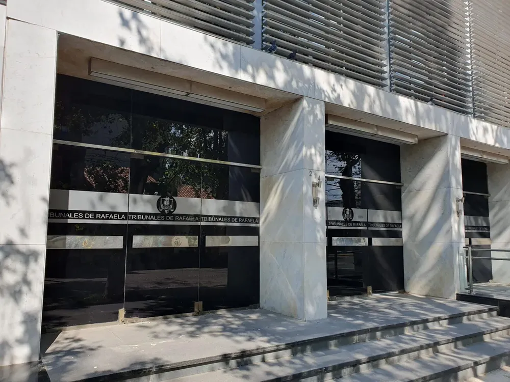 Tribunales