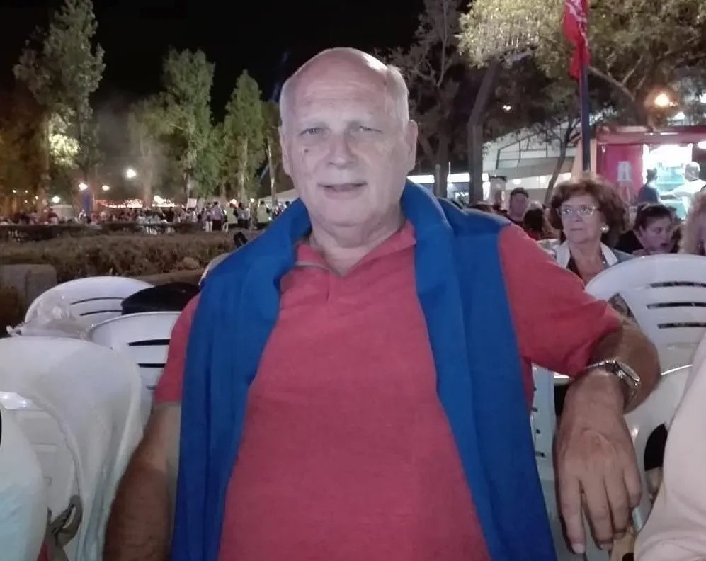 33ae88bb-86e3-405e-8798-3ef842223509