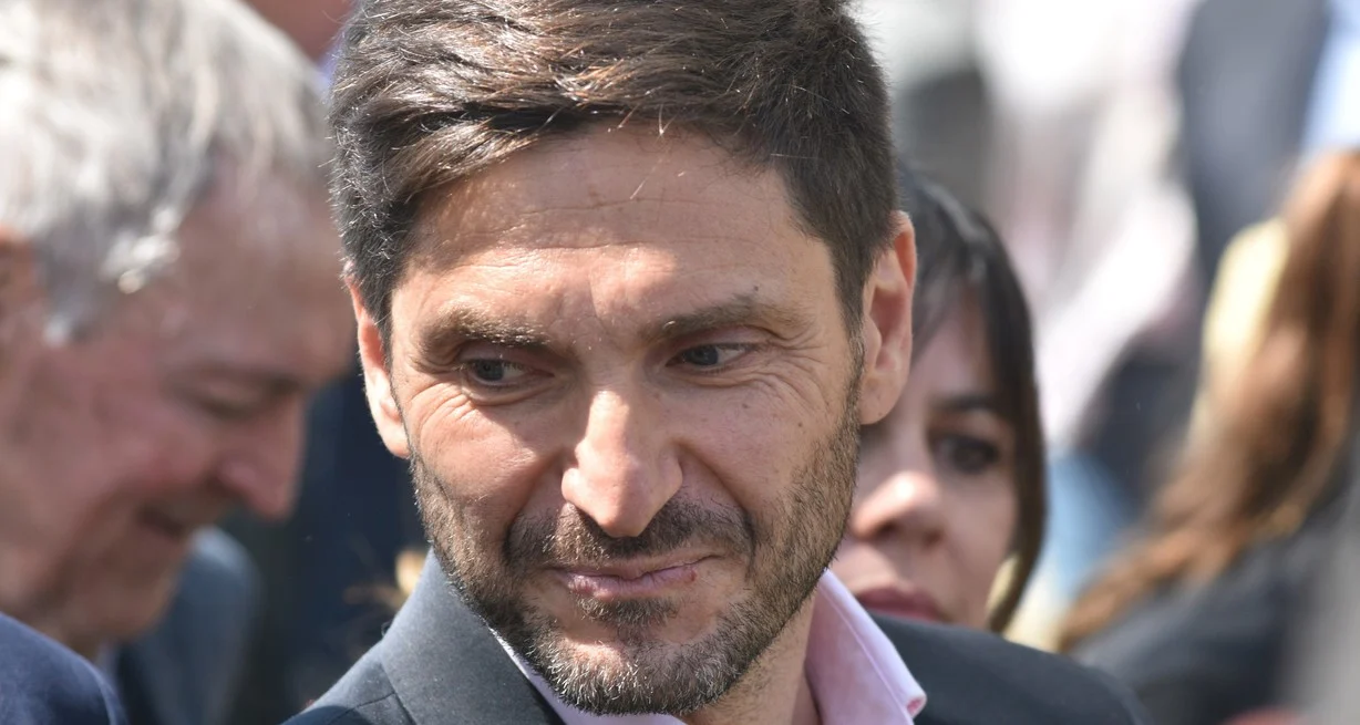 pCoRu_x6X_1300x655__2