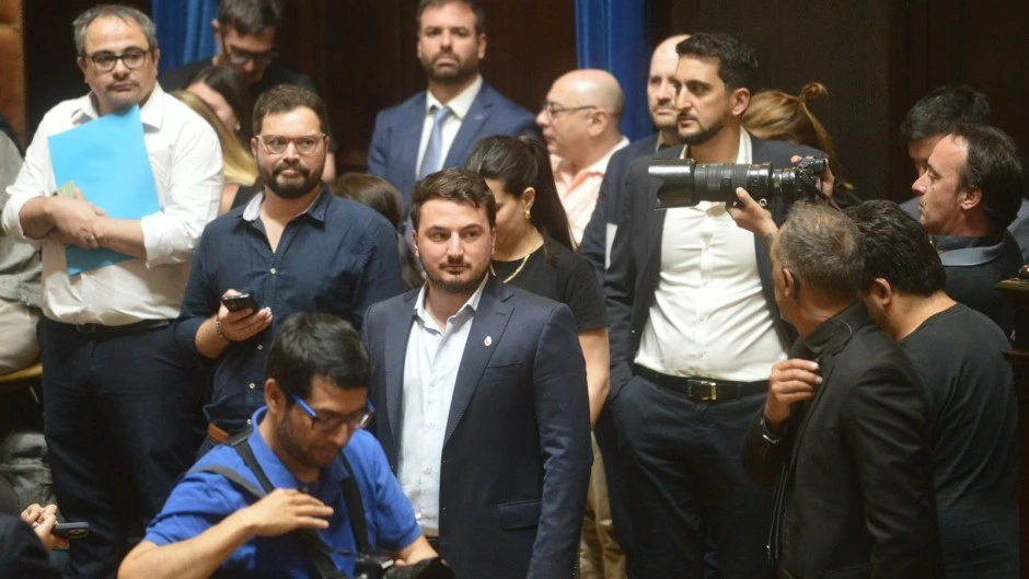 693218cb02a28_940_529!