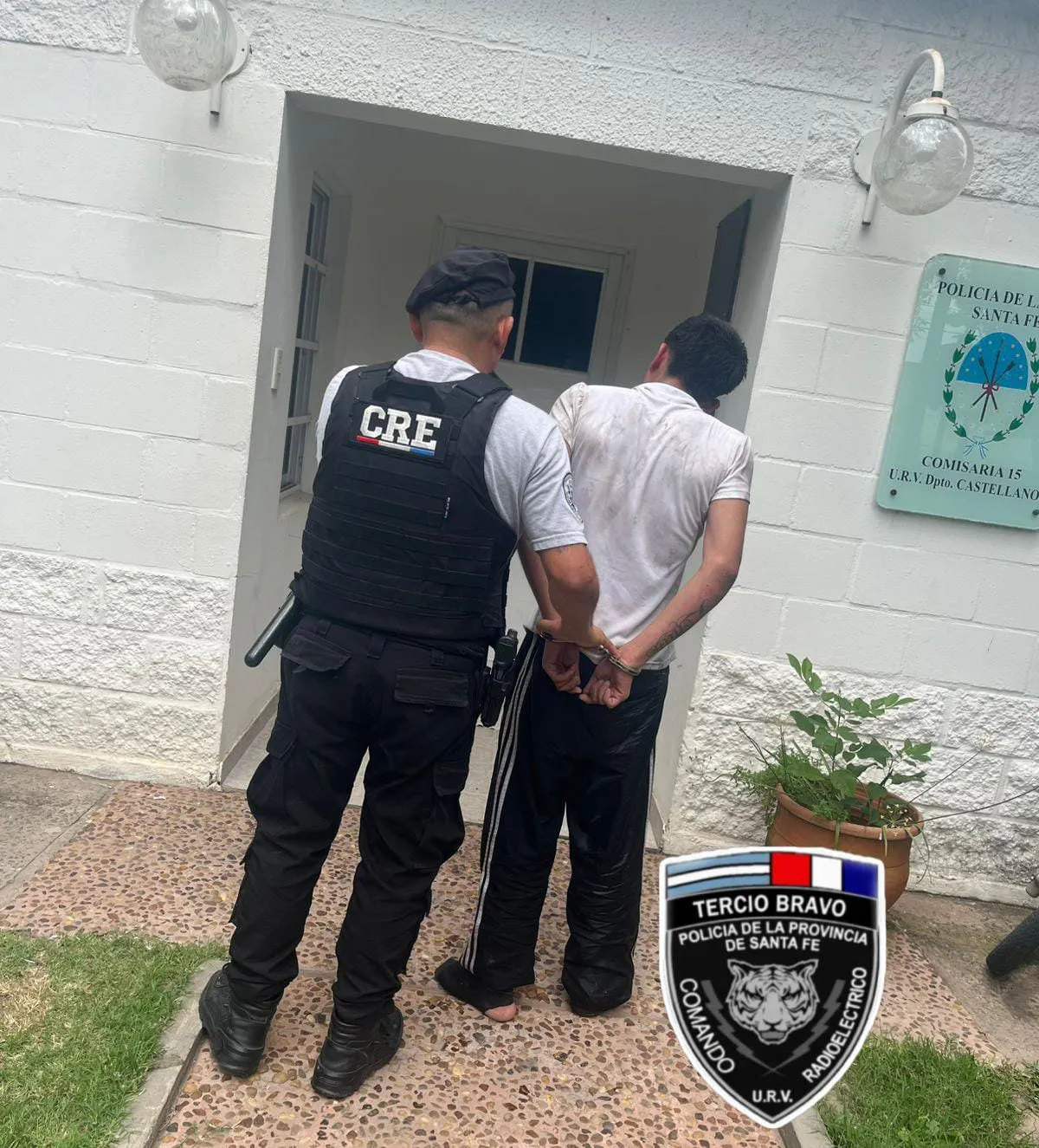 93d85b71-6b34-4e4d-832a-1b66e81725bc