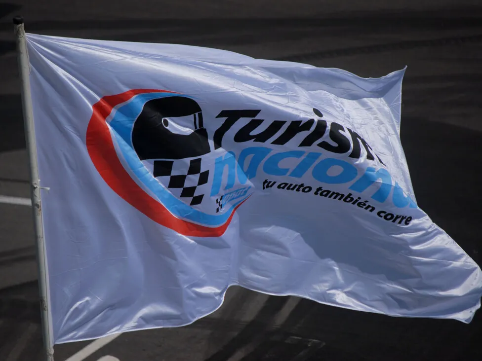 bandera-apat-turismo-nacional (1)