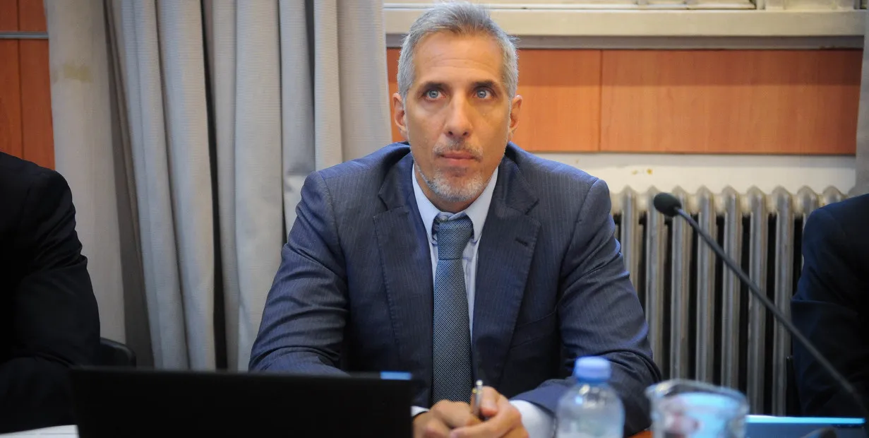 mBP8Q5Xbp_1256x620__2