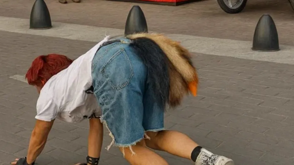 699372466e00c_992_558!