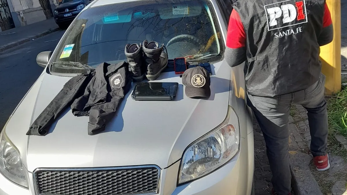 robo-vestido-policiapng