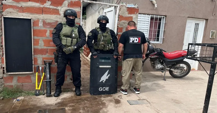 1bb31735-8185-4591-a4b3-e393cfba908e