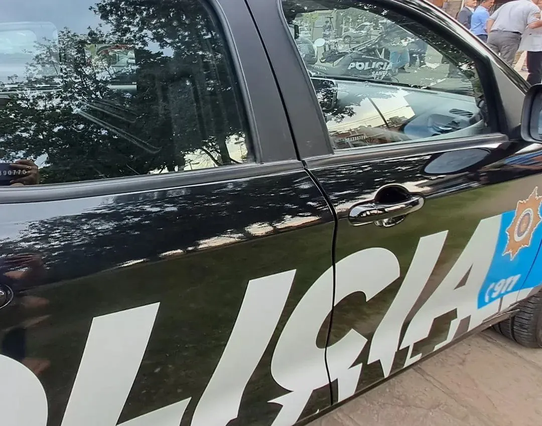 b0708ffa-b0c3-46a8-81e1-508e780d575a