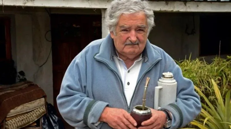 mujicapepe_1.jpg_1756841869
