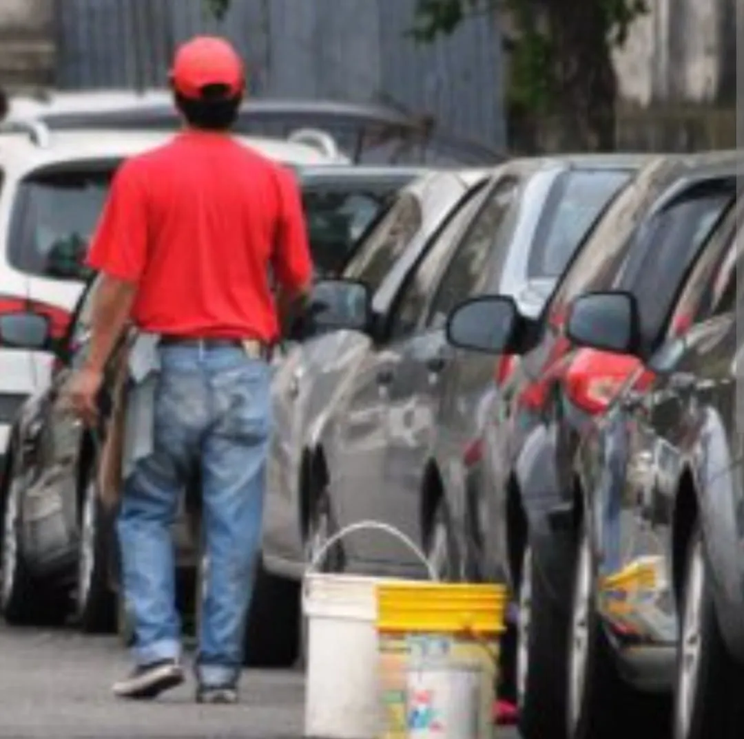 c549260b-ecbb-4843-9776-834291fcd5fb