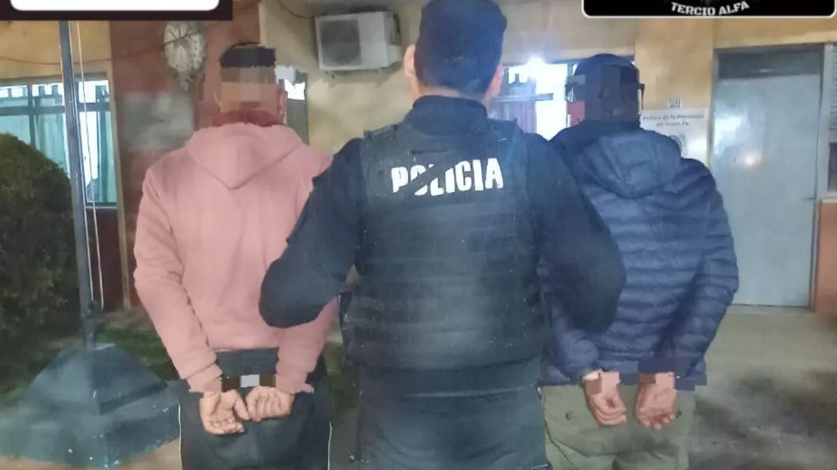 detenidos-pelearse-un-carribar-recreojpg