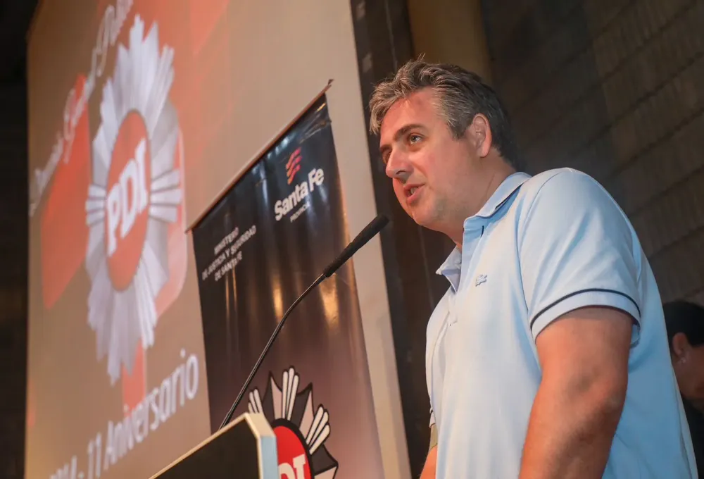 c4db2e2c-b351-4567-81e6-4e339049a12f