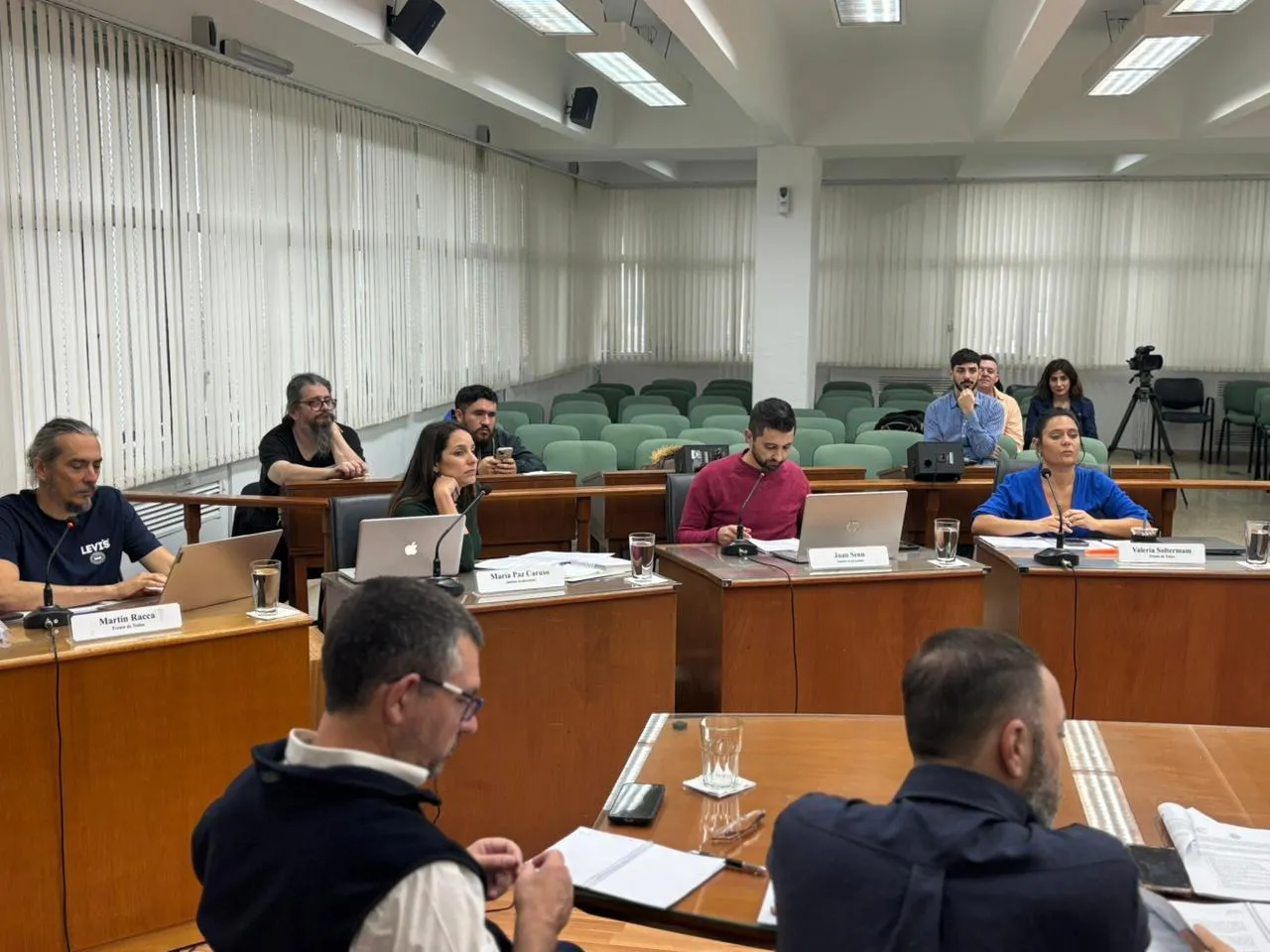 d19a3abb-ea6d-447a-94a7-4e2e7173e102